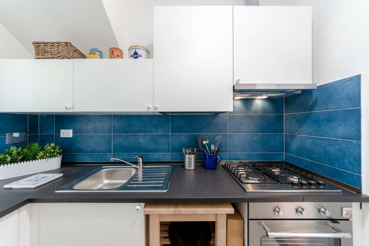 Joivy Light Flat With Great View, Cinque Terre Apartment Vernazza Bagian luar foto